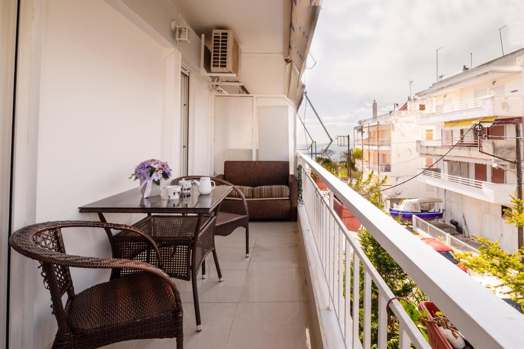 Emi'S Beach Apartment Nea Kallikrateia Экстерьер фото