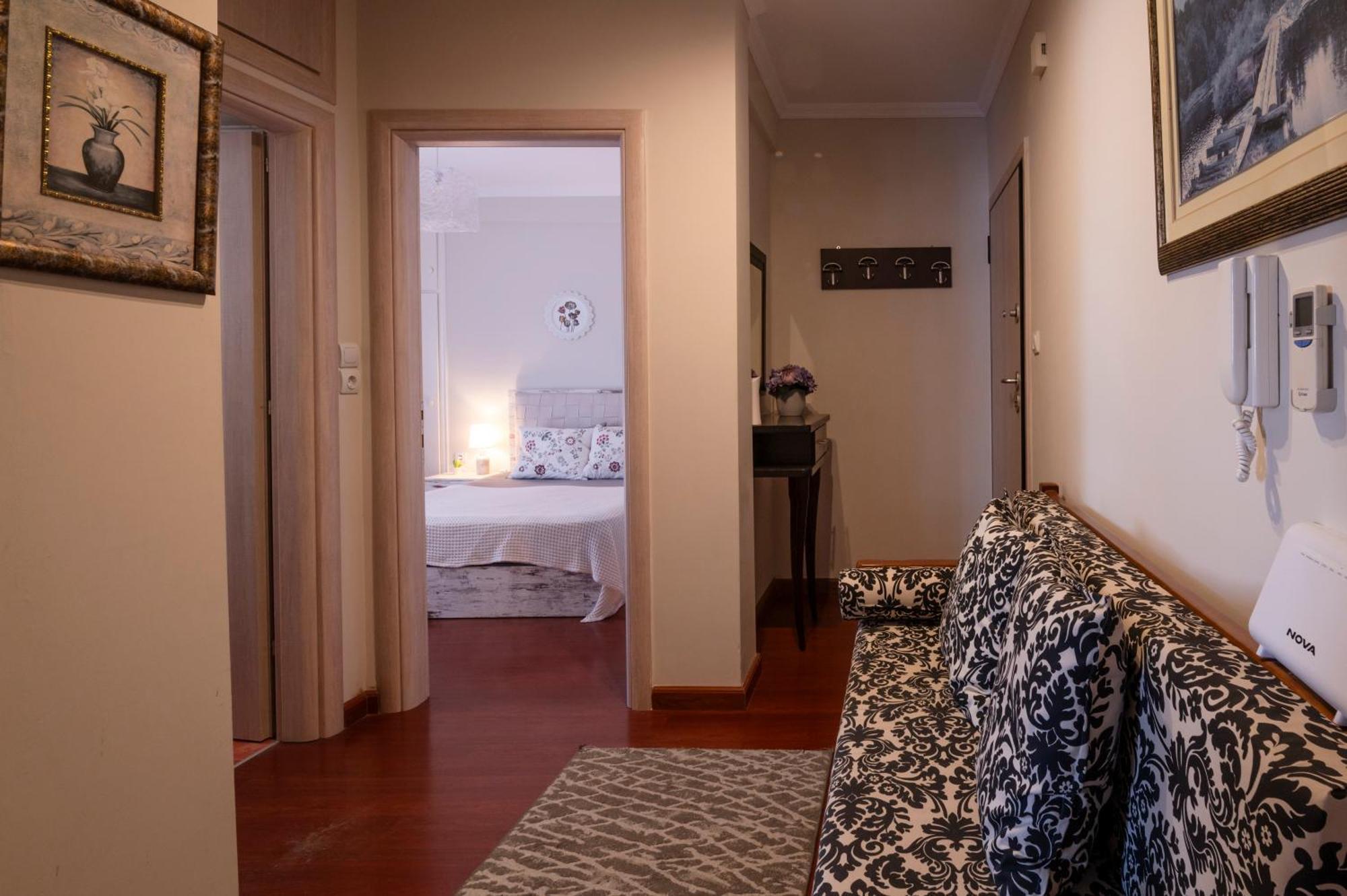 Emi'S Beach Apartment Nea Kallikrateia Экстерьер фото